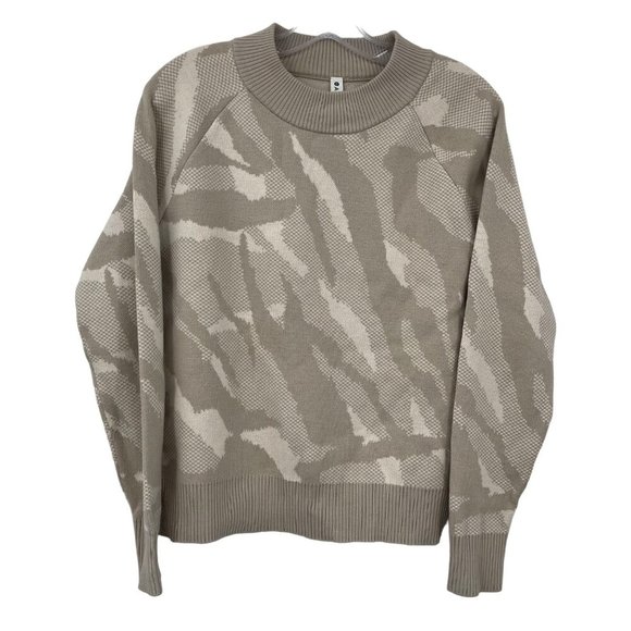 Athleta Sweaters - Athleta Jacquard Crew Textured Sweater Womens XS Frosted Floral Cream Athleisure